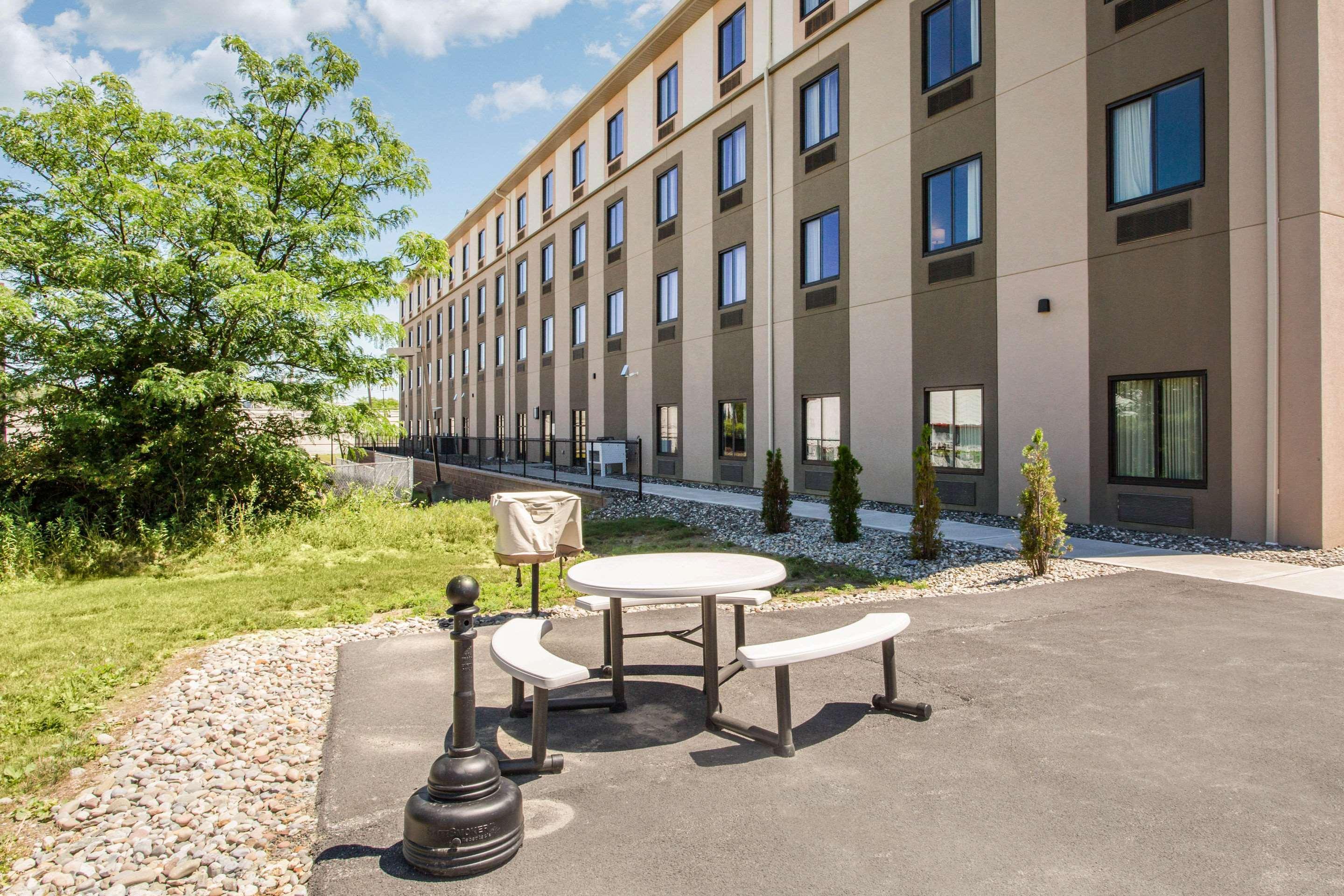 Sleep Inn & Suites Middletown - Goshen Экстерьер фото