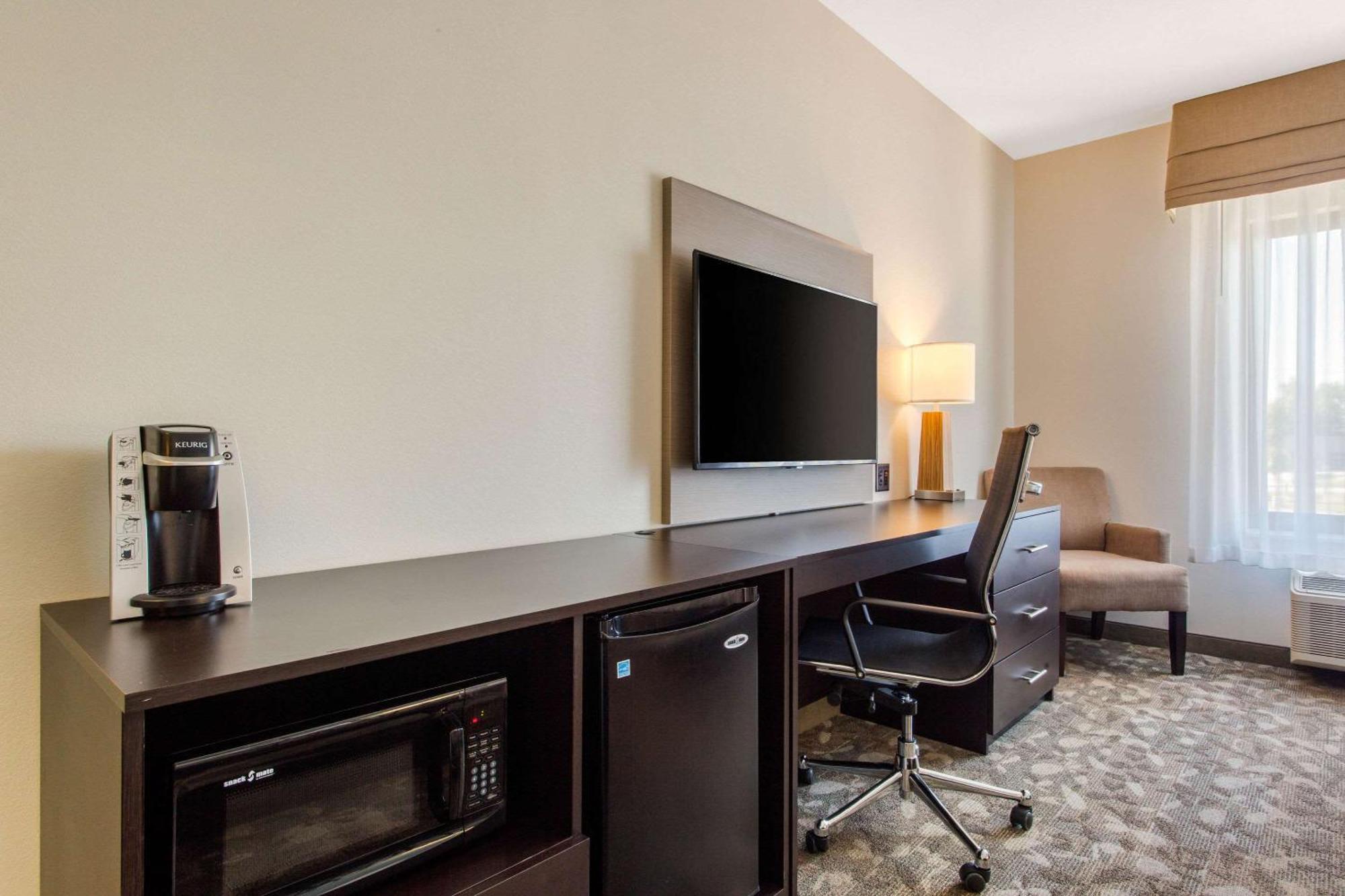 Sleep Inn & Suites Middletown - Goshen Экстерьер фото