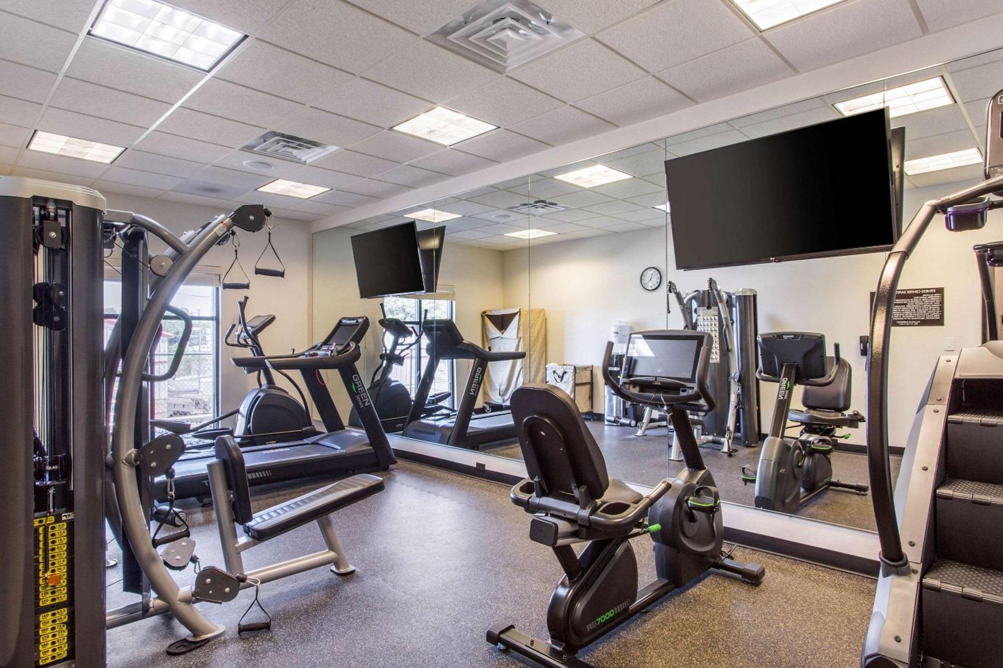 Sleep Inn & Suites Middletown - Goshen Экстерьер фото